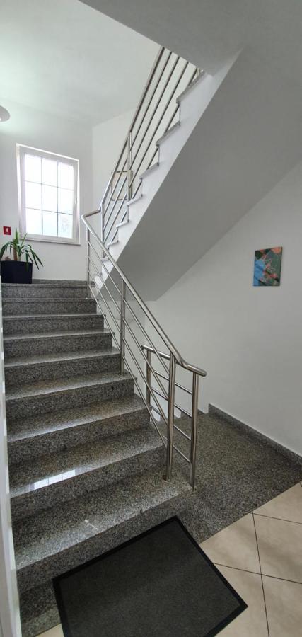 Sunny Apartments Затон Екстер'єр фото